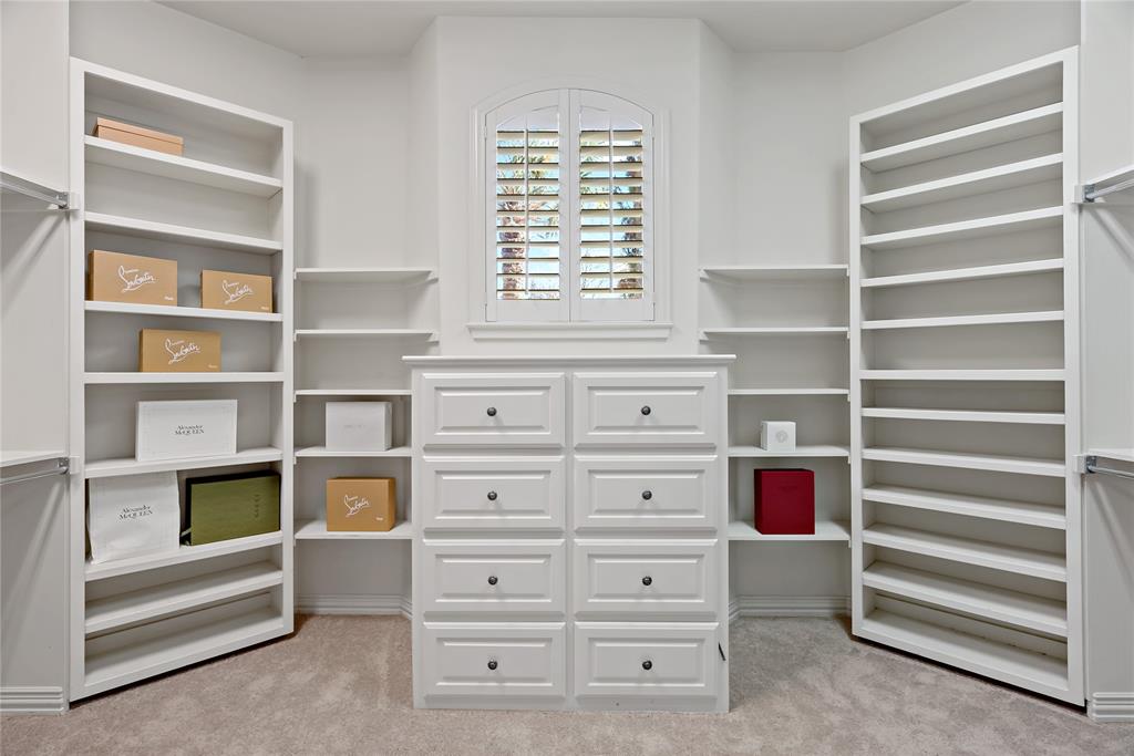 The Lakes On Legacy Drive Ph II - Residential