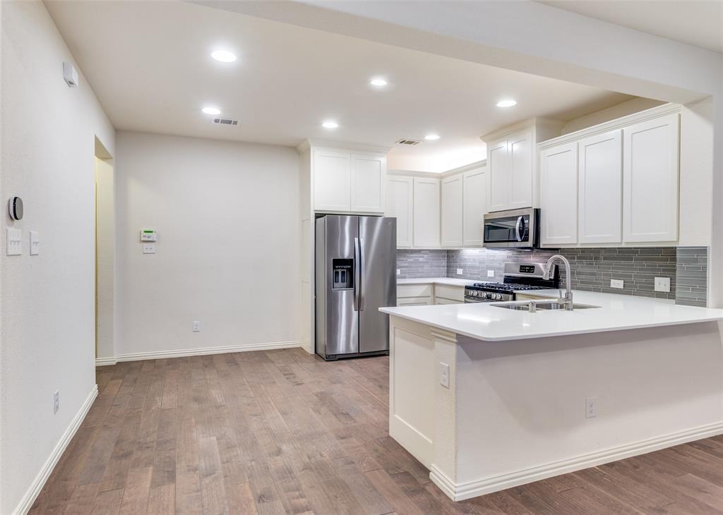 Viridian Village 1g - Residential Lease