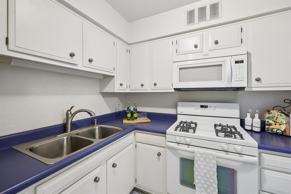 Forest Edge Condo Sub - Residential