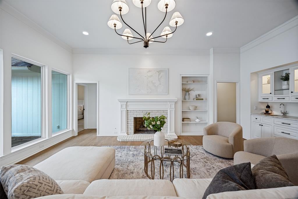 6707 Dupper Drive