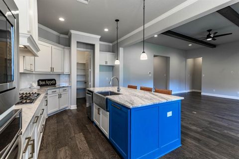 Tiny photo for 7407 Vicari Drive, Arlington, TX 76001 (MLS # 21101196)