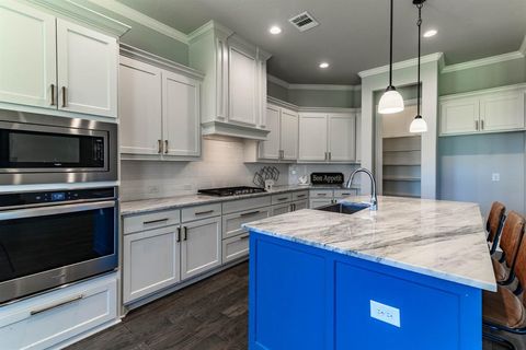 Tiny photo for 7407 Vicari Drive, Arlington, TX 76001 (MLS # 21101196)