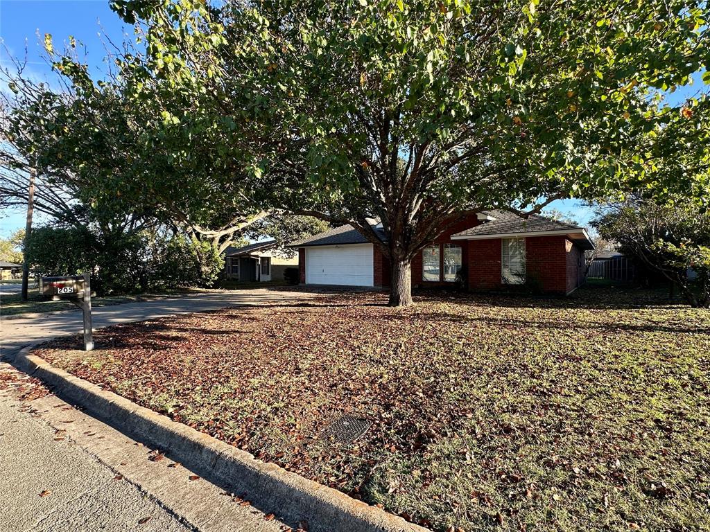 205 N Meadowview Drive