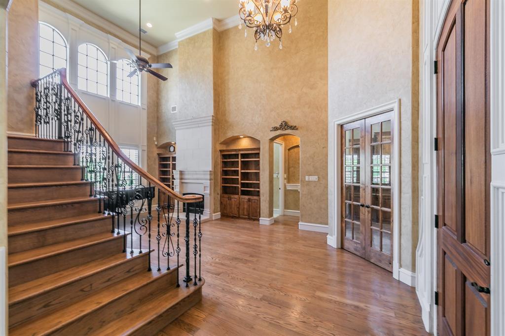 100 Hawks Ridge