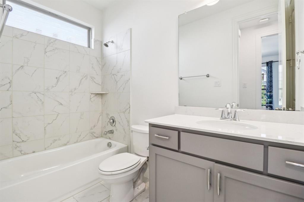 Mustang Lakes Ph Six - Residential