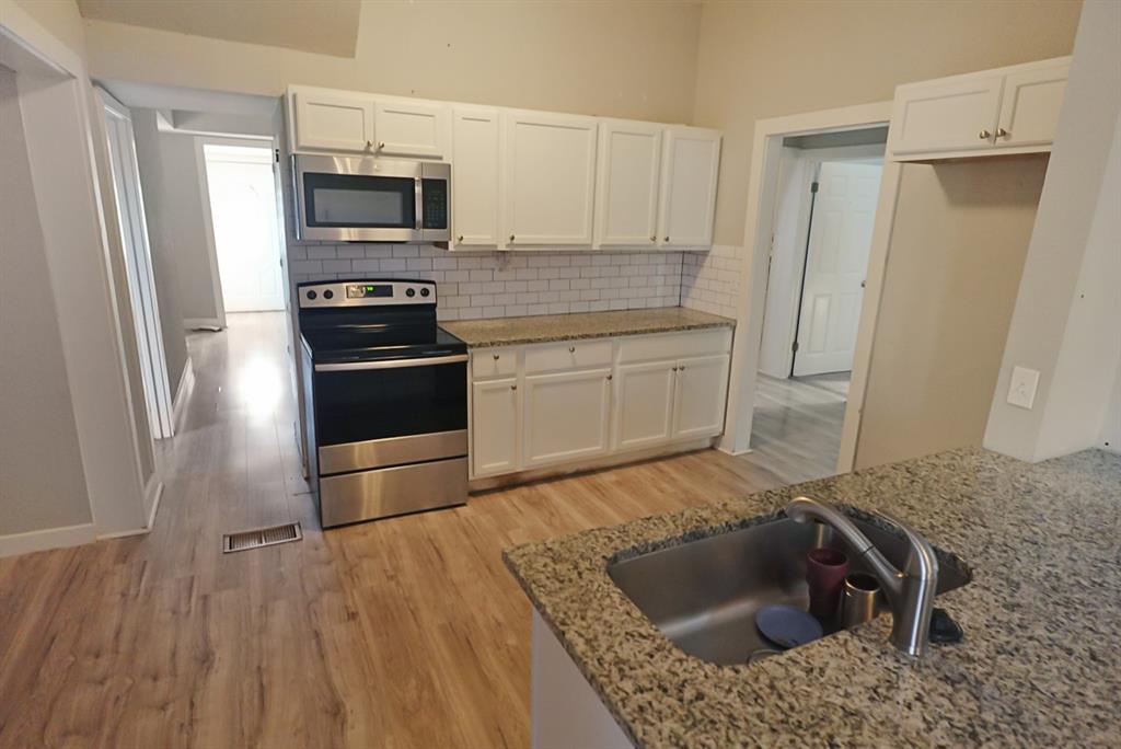 Central Deleon - Residential