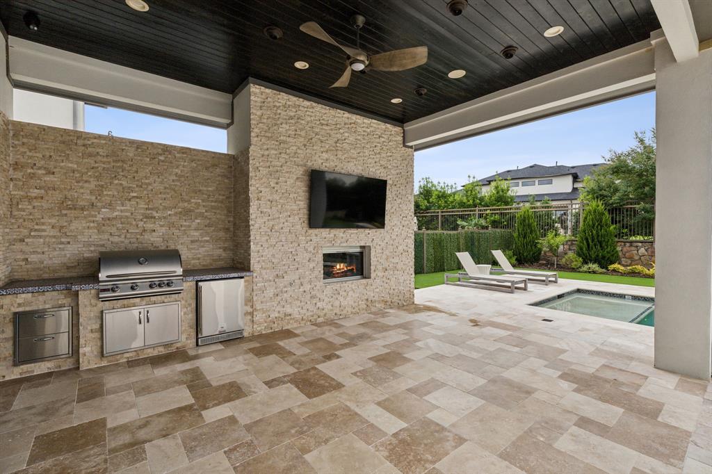 The Hills Of Kingswood - Residential