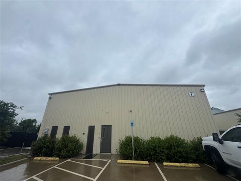 Photo of 300 W Broadway Street #7, Prosper, TX 75078 (MLS # 21246170)