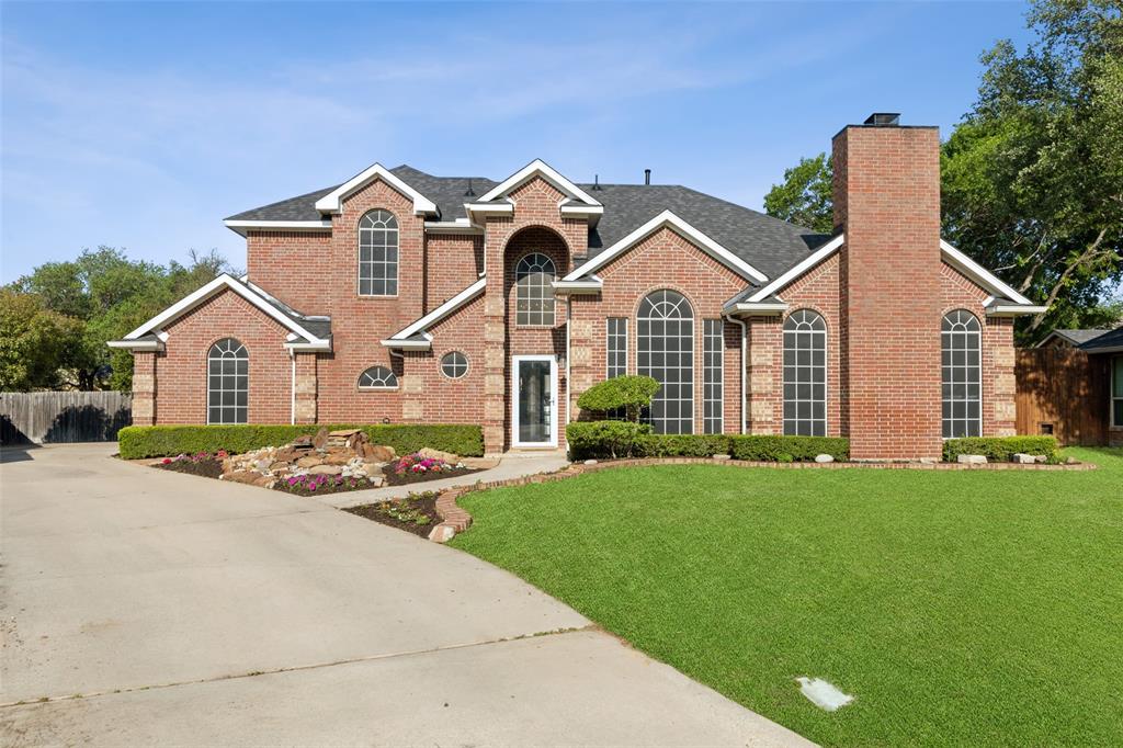 2733 Naples Drive