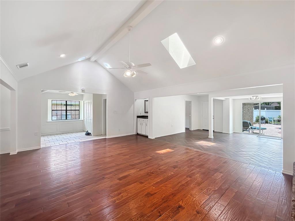 2312 Bush Circle