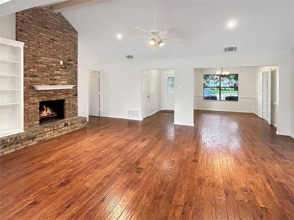 2312 Bush Circle