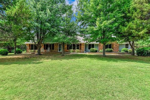 A home in Whitesboro