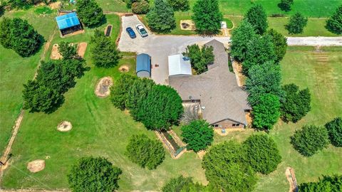 A home in Whitesboro