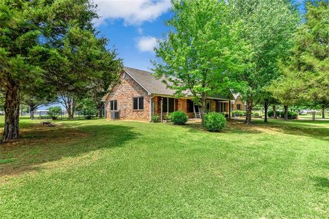 A home in Whitesboro