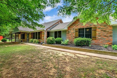 A home in Whitesboro