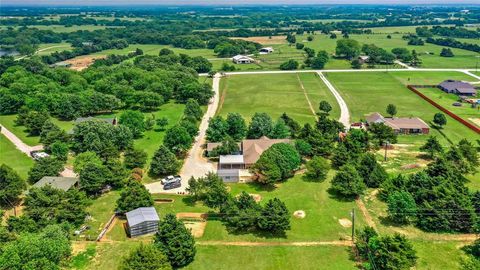 A home in Whitesboro