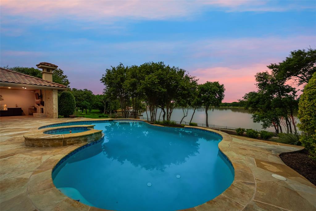 Resort On Eagle Mountain Lake - Residential