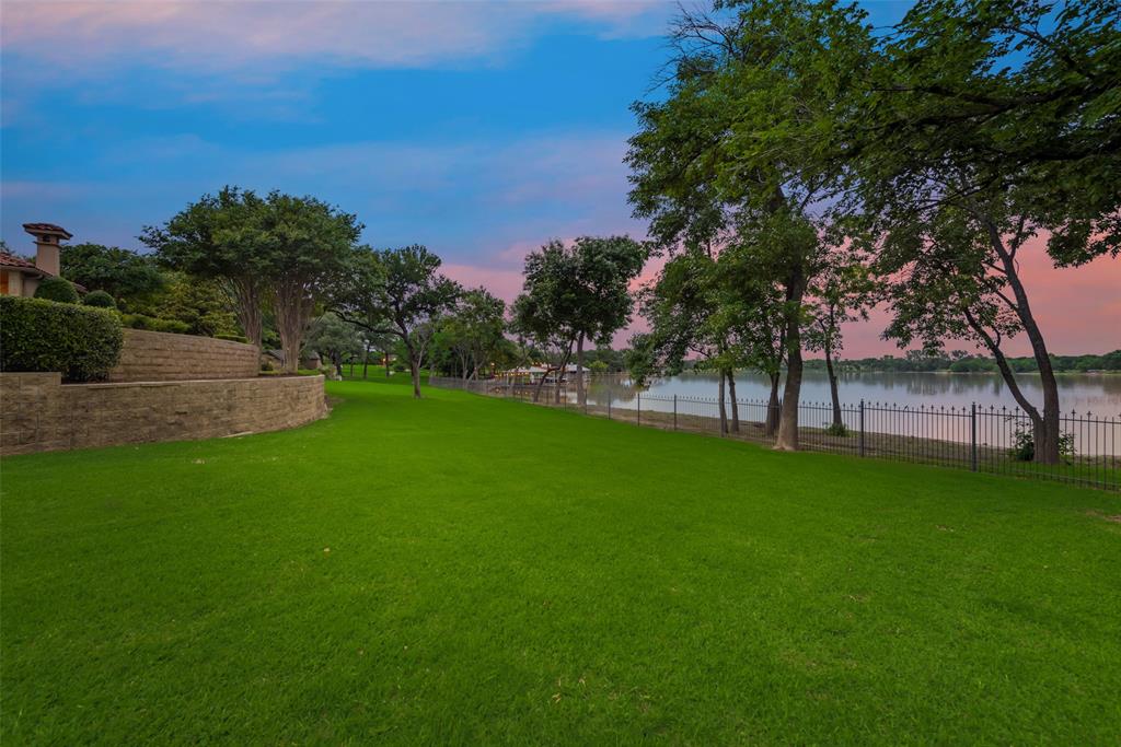 Resort On Eagle Mountain Lake - Residential