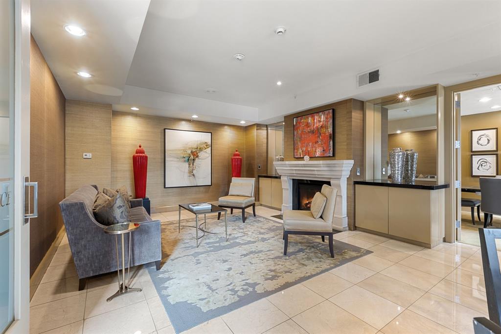 Renaissance On Turtle Creek Condo - Residential