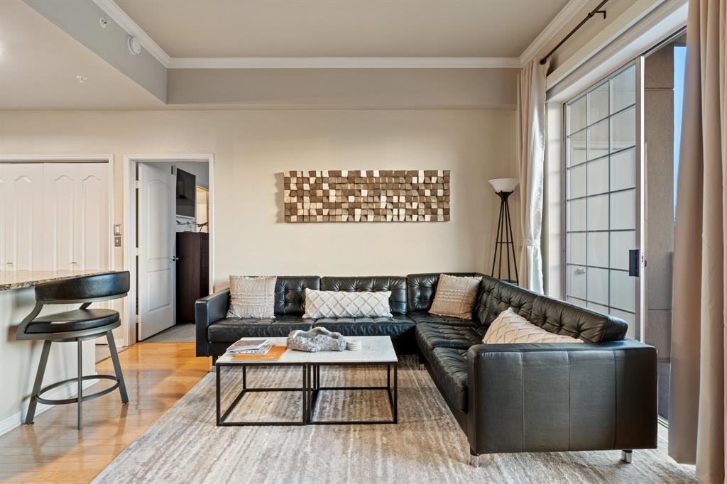 Renaissance On Turtle Creek Condo - Residential