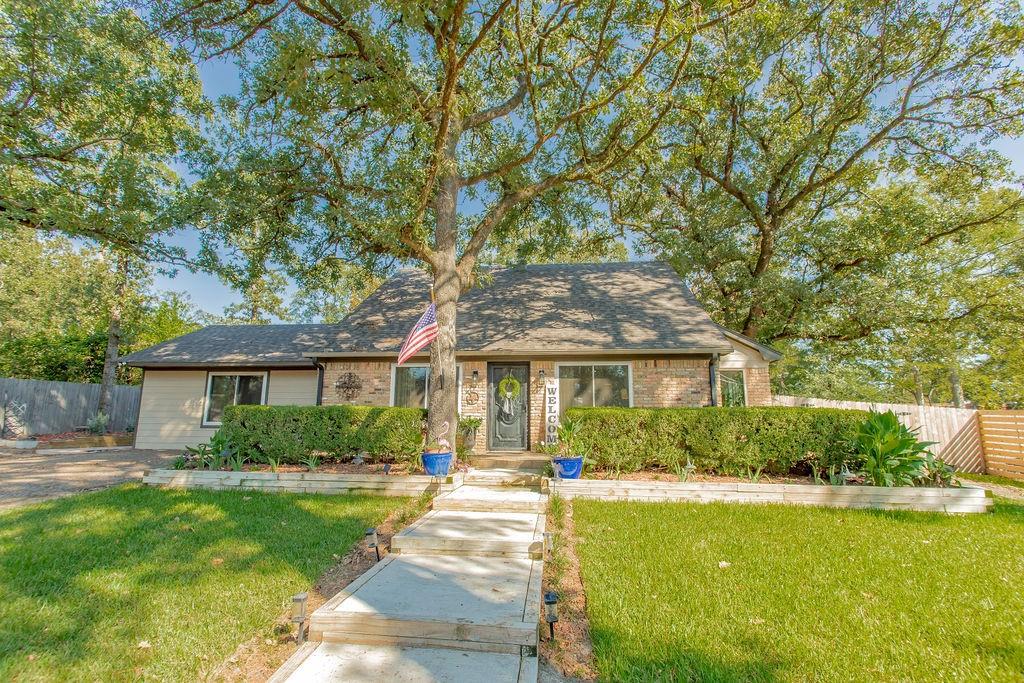 409 Lakeview