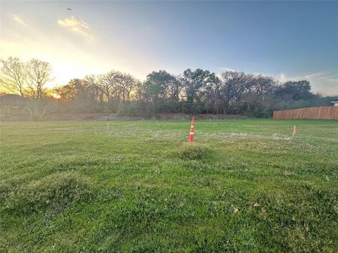 731 River Oak Way Lake Dallas TX 75065