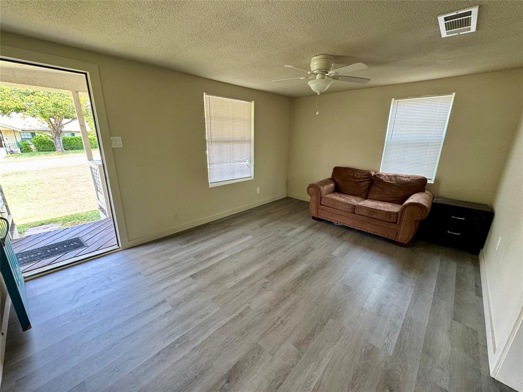 Hilltop Ac-Rev - Residential