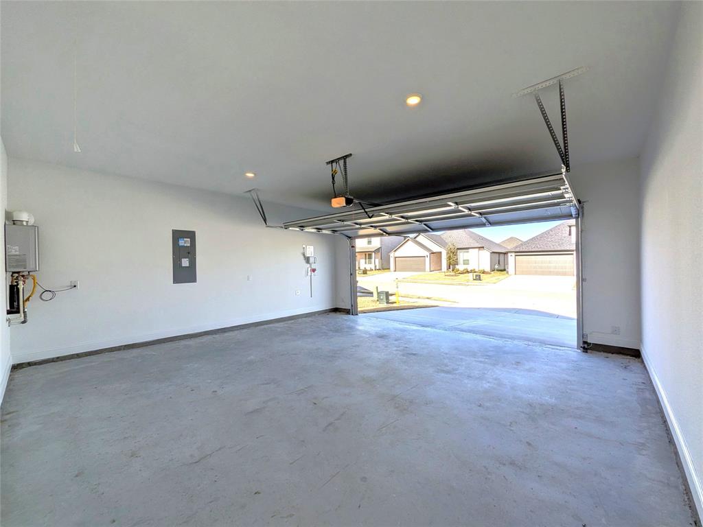 Madero - Residential Lease