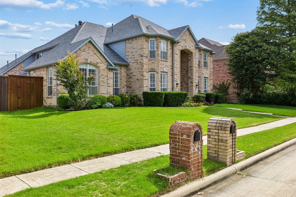 3809 Brookfield Drive