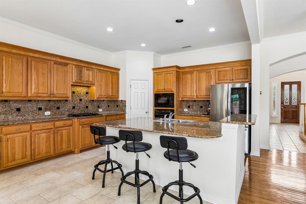 3809 Brookfield Drive