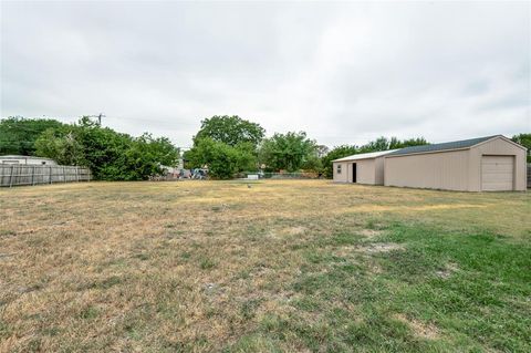 A home in Red Oak