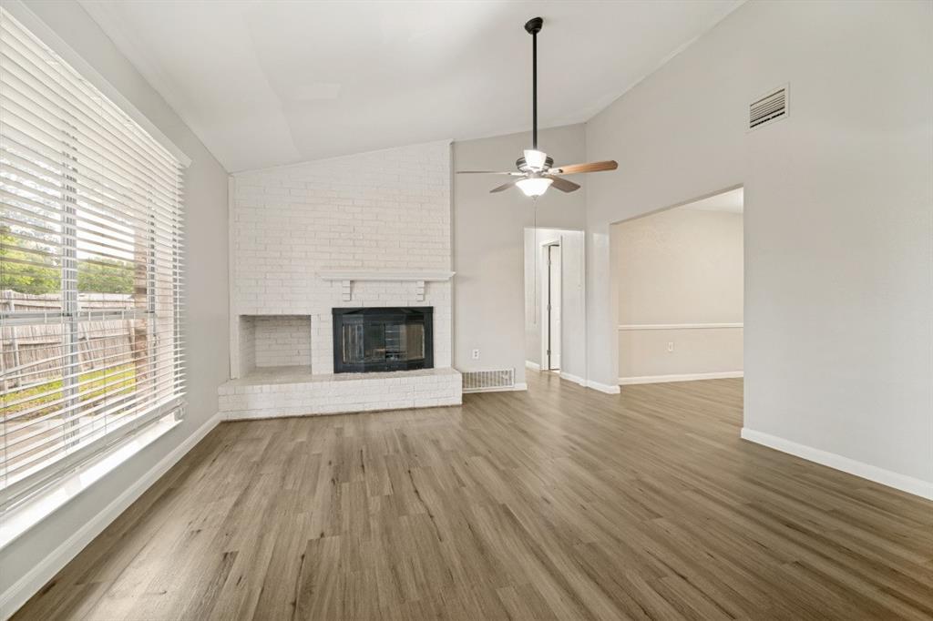 5102 Lakeridge Court