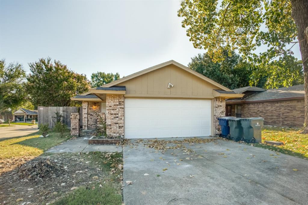 5102 Lakeridge Court