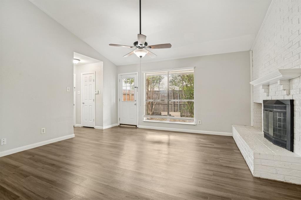 5102 Lakeridge Court