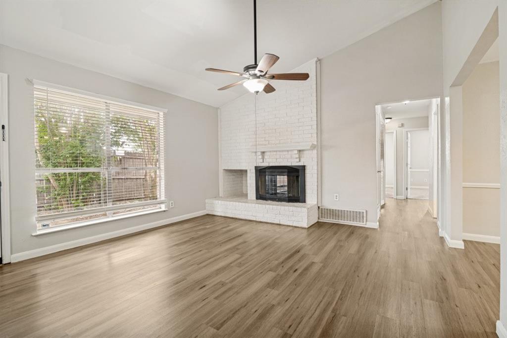 5102 Lakeridge Court