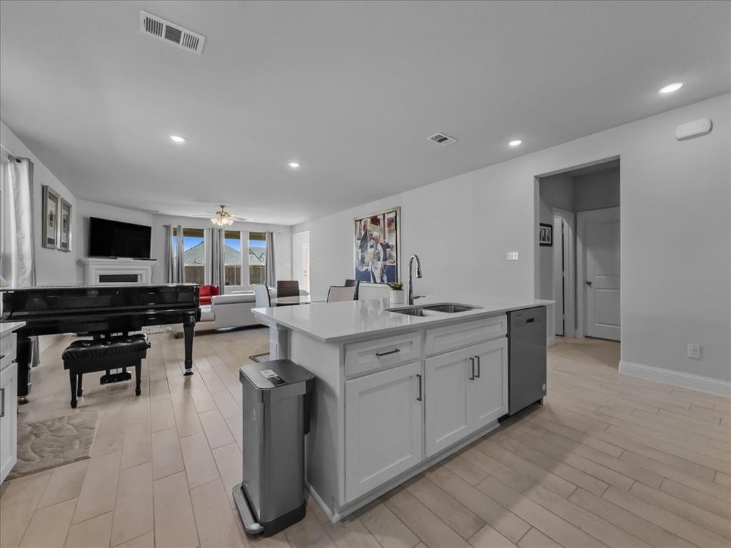 Anacapri Ph 1a - Residential Lease