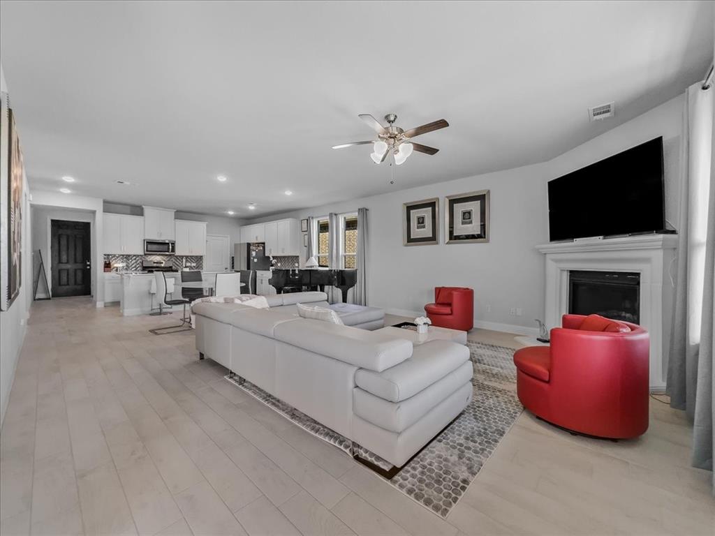 Anacapri Ph 1a - Residential Lease