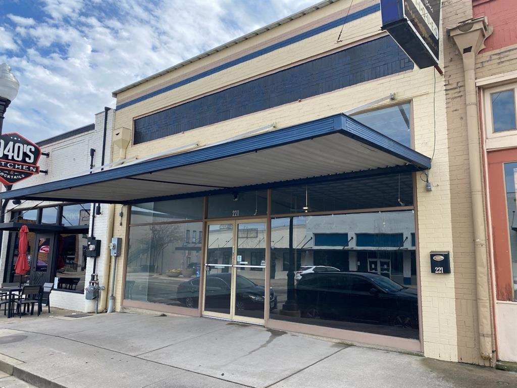 Wm Neill - Commercial Lease