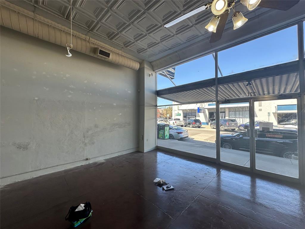 Wm Neill - Commercial Lease