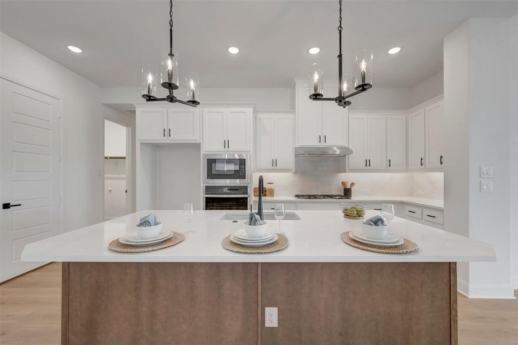 5024 Sandbrock Parkway