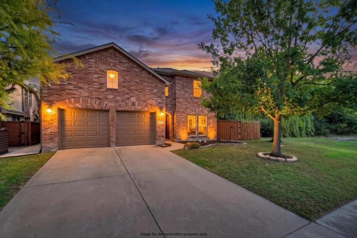 Photo 1 of 39 — 821 Honeywell Drive, Anna, TX 75409