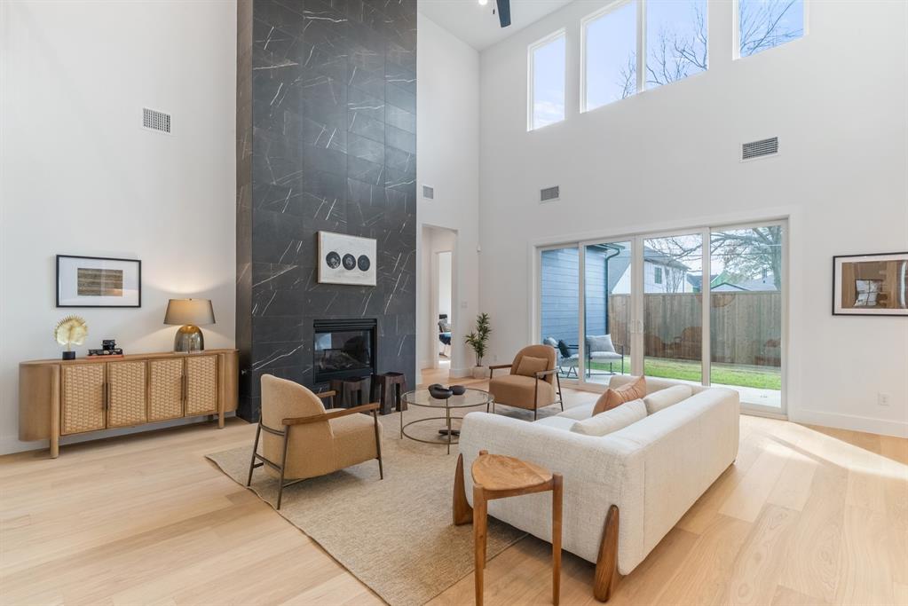 Lake Highlands Estates No 9 - Residential