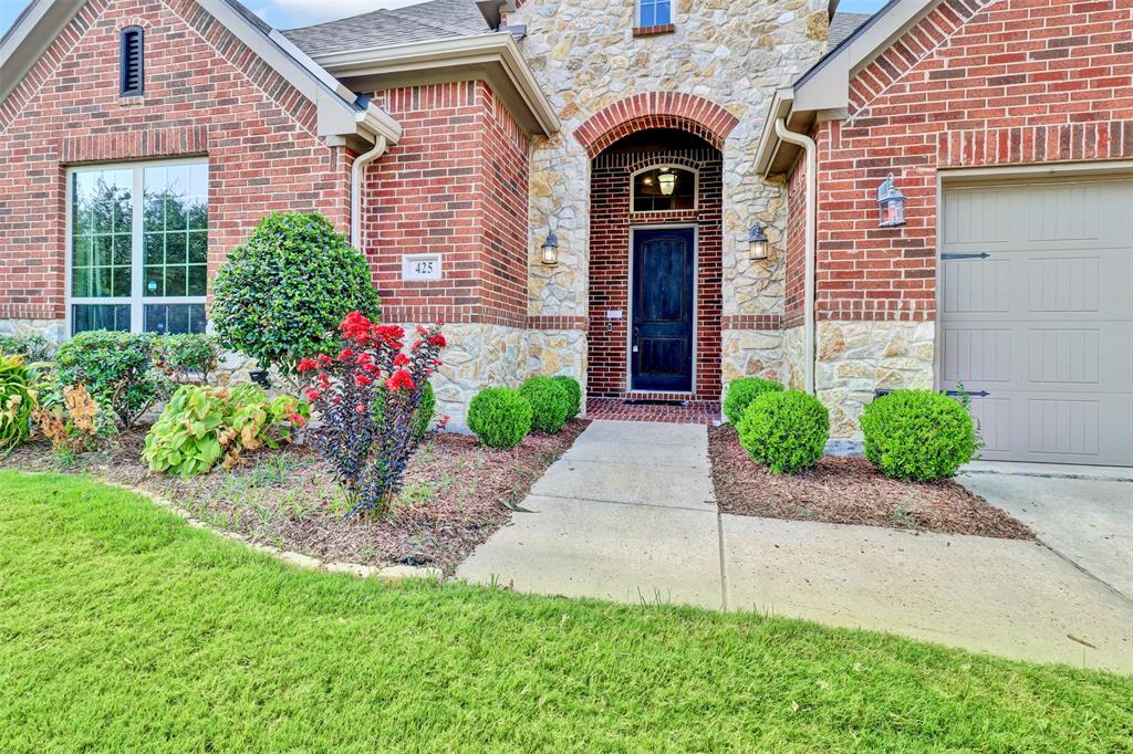 425 El Camino Drive