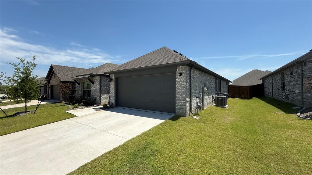 1911 Sandpiper Way