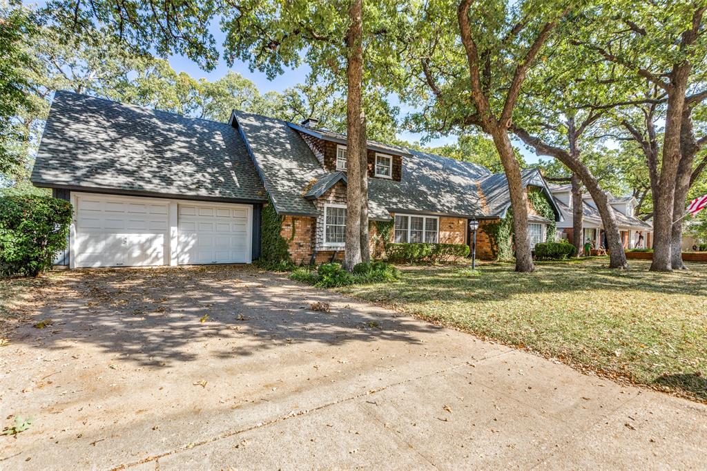713 N Bowen Road