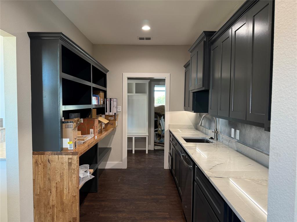 Holloway Farms - Residential