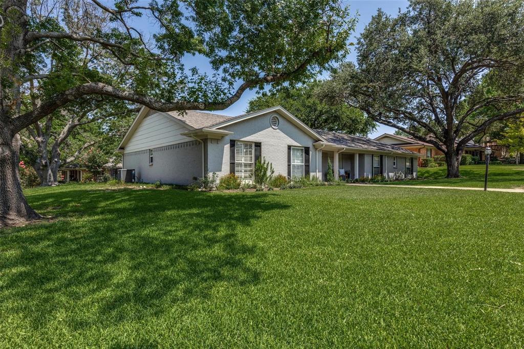 4301 Winding Way