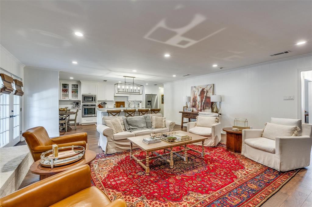 Ridglea Country Club Estate - Residential