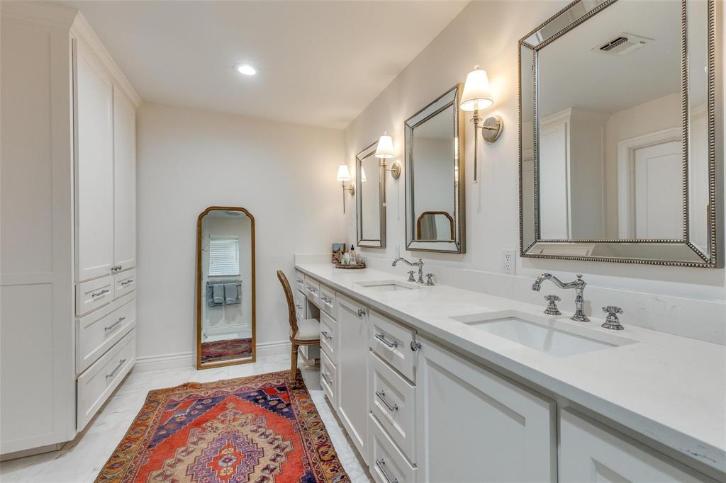 Ridglea Country Club Estate - Residential