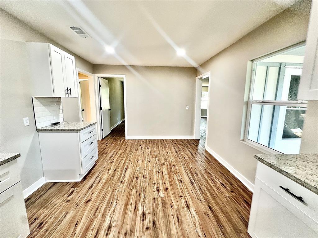 J B B Davenport Surv Abs #1 - Residential